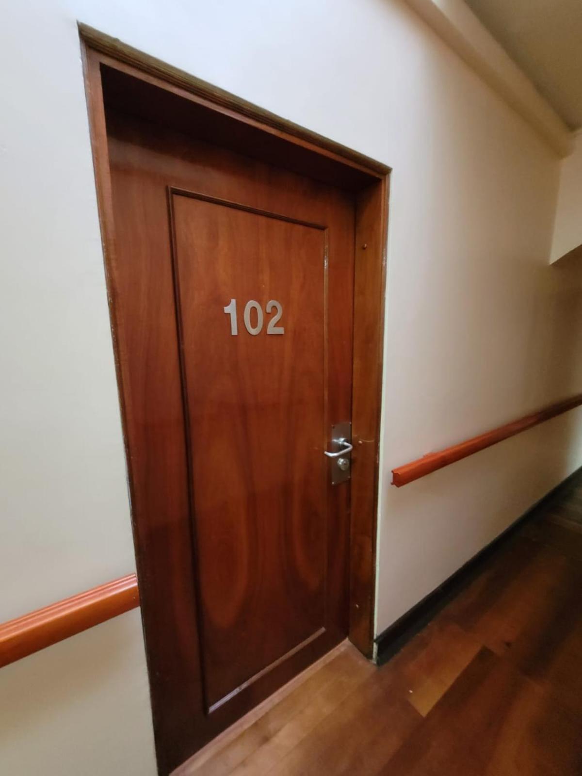 Dallas Housen Bed & Breakfast 3*